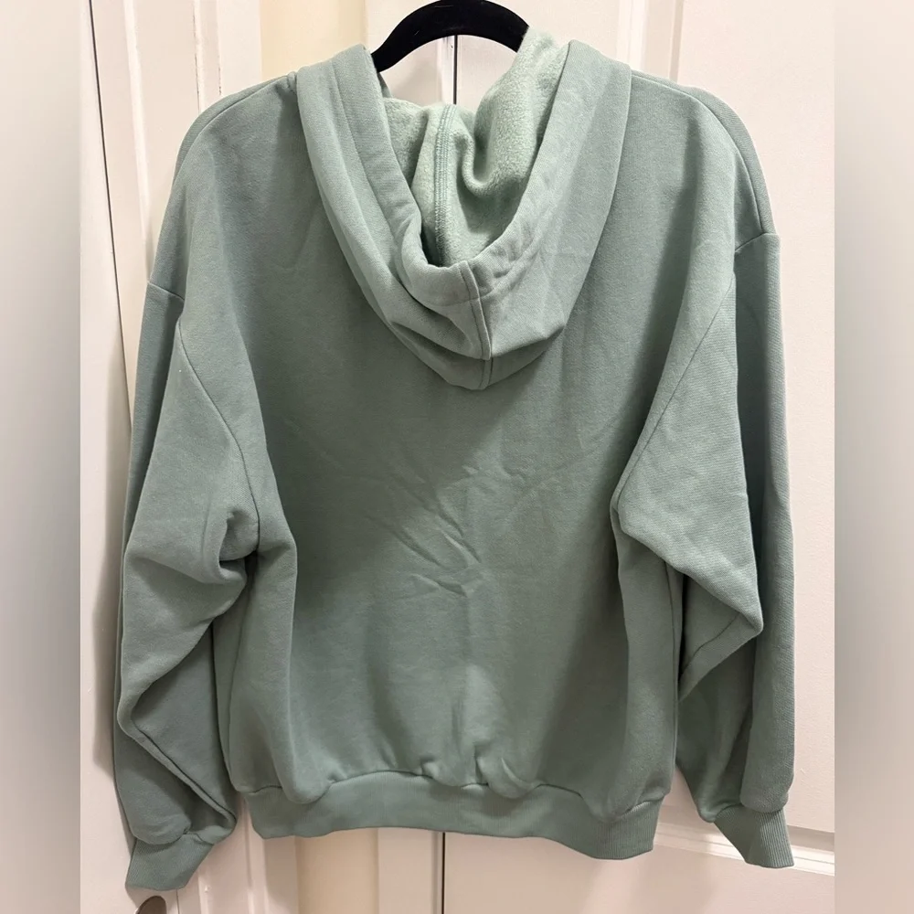 ALO Yoga Accolade Hoodie Size Small - Botanical Green Limited Color - NWOT - Picture 5 of 5